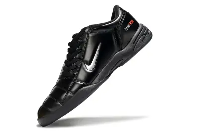 Nike Total 90 III IC - Black/Classic Black/Fiery Red