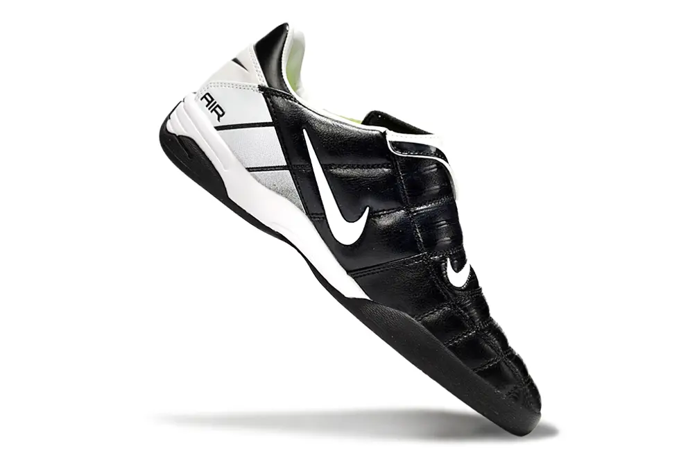 Nike Air Zoom Total 90 III IC - Black/Classic Black/White Action