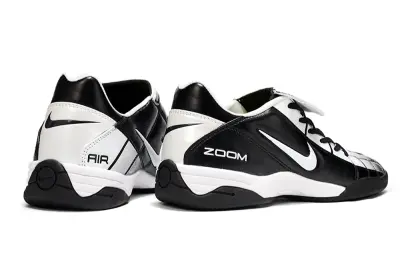 Nike Air Zoom Total 90 III IC - Black/Classic Black/White Action