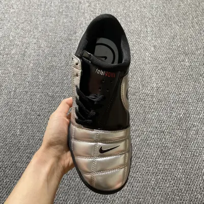 Nike Total 90 III IC - Silver/Metallic Silver/Black