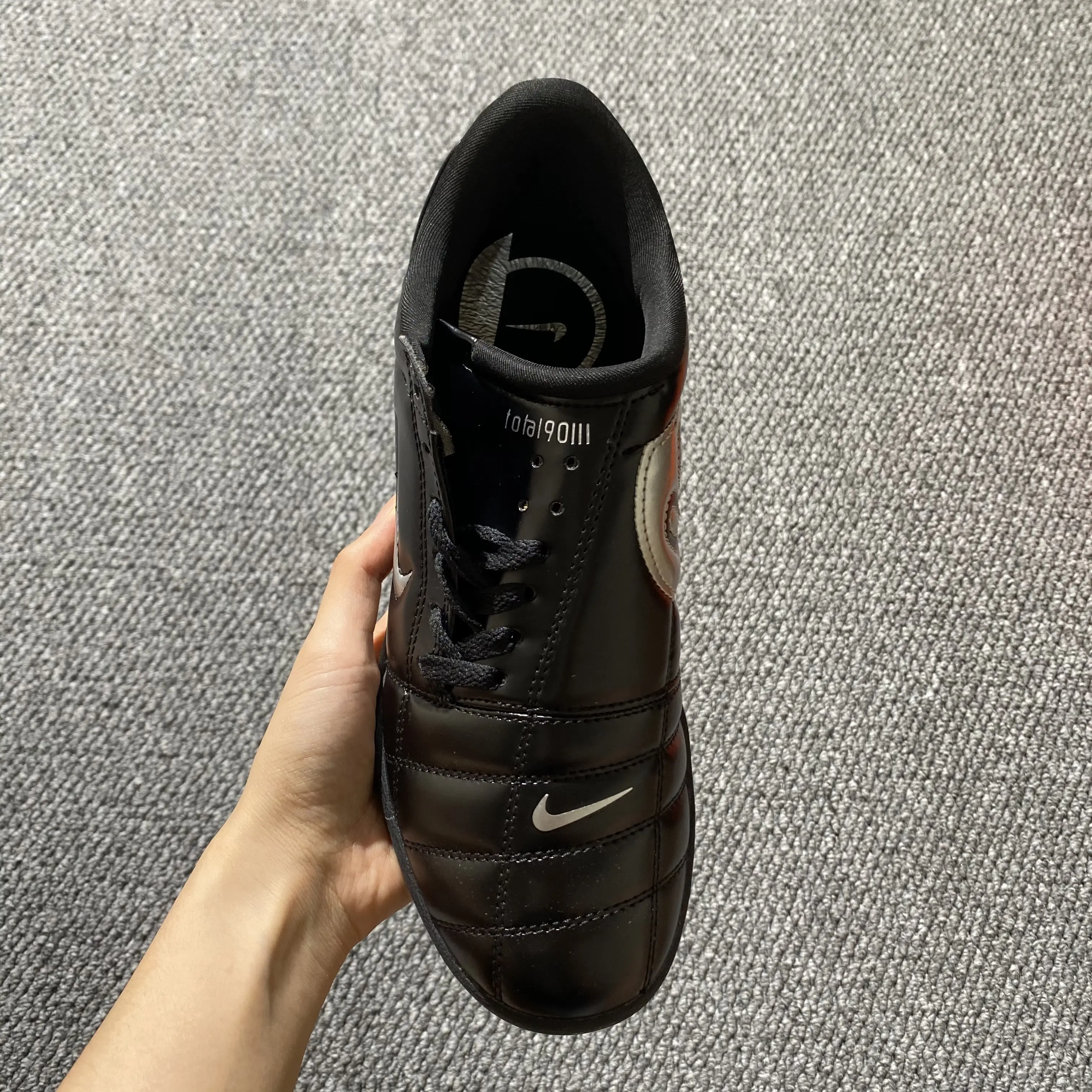 Nike Total 90 III IC - Black/Classic Black/Fiery Red