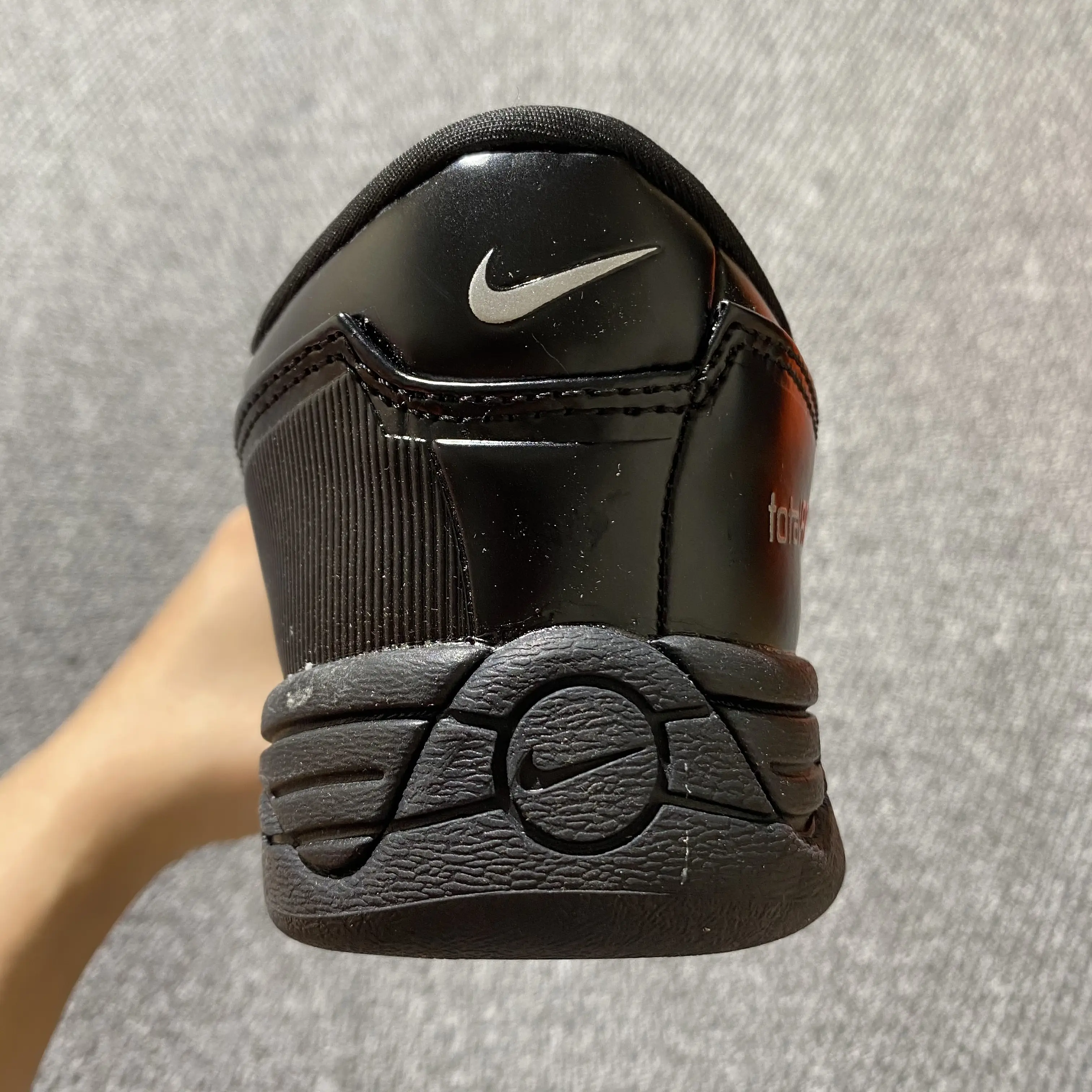 Nike Total 90 III IC - Black/Classic Black/Fiery Red