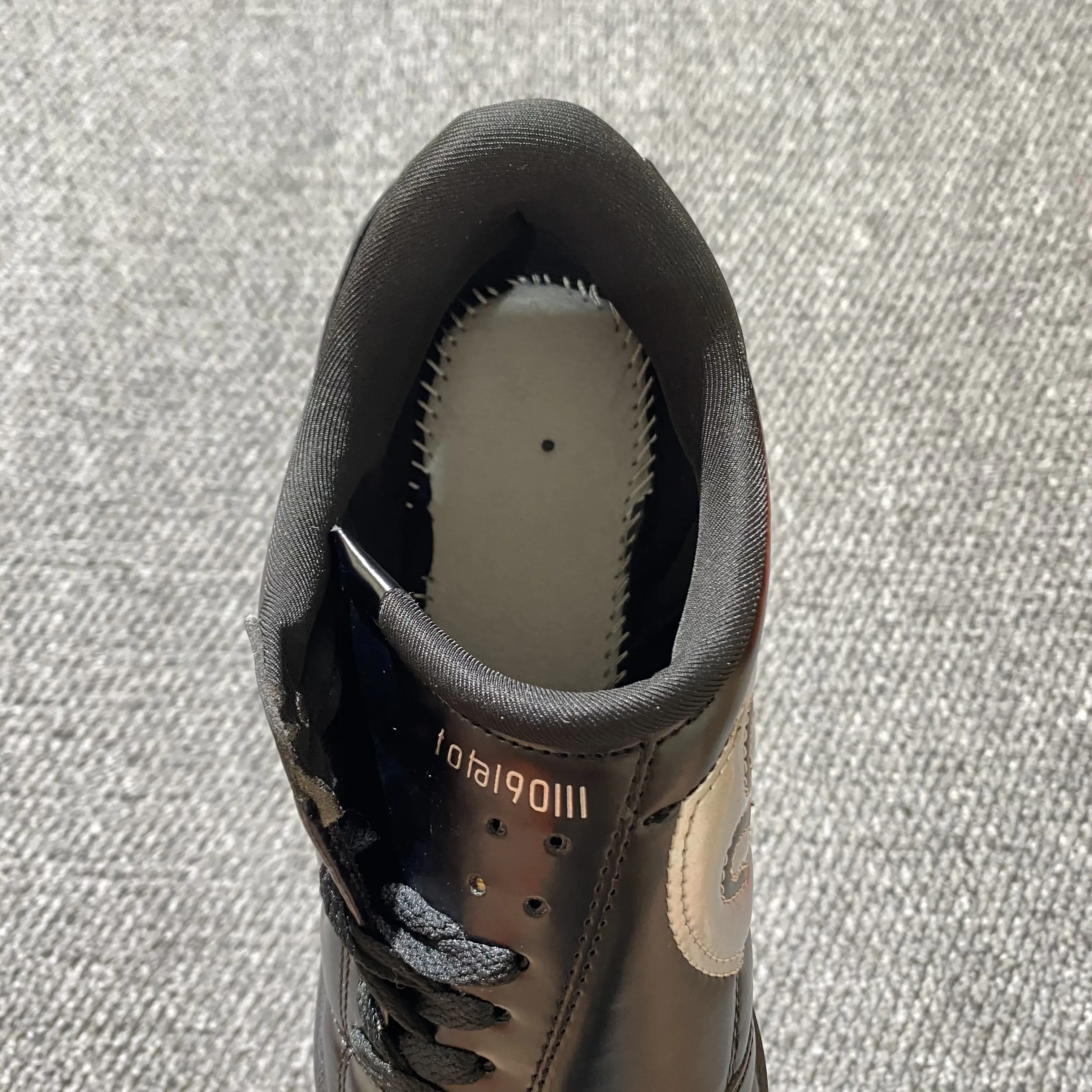 Nike Total 90 III IC - Black/Classic Black/Fiery Red