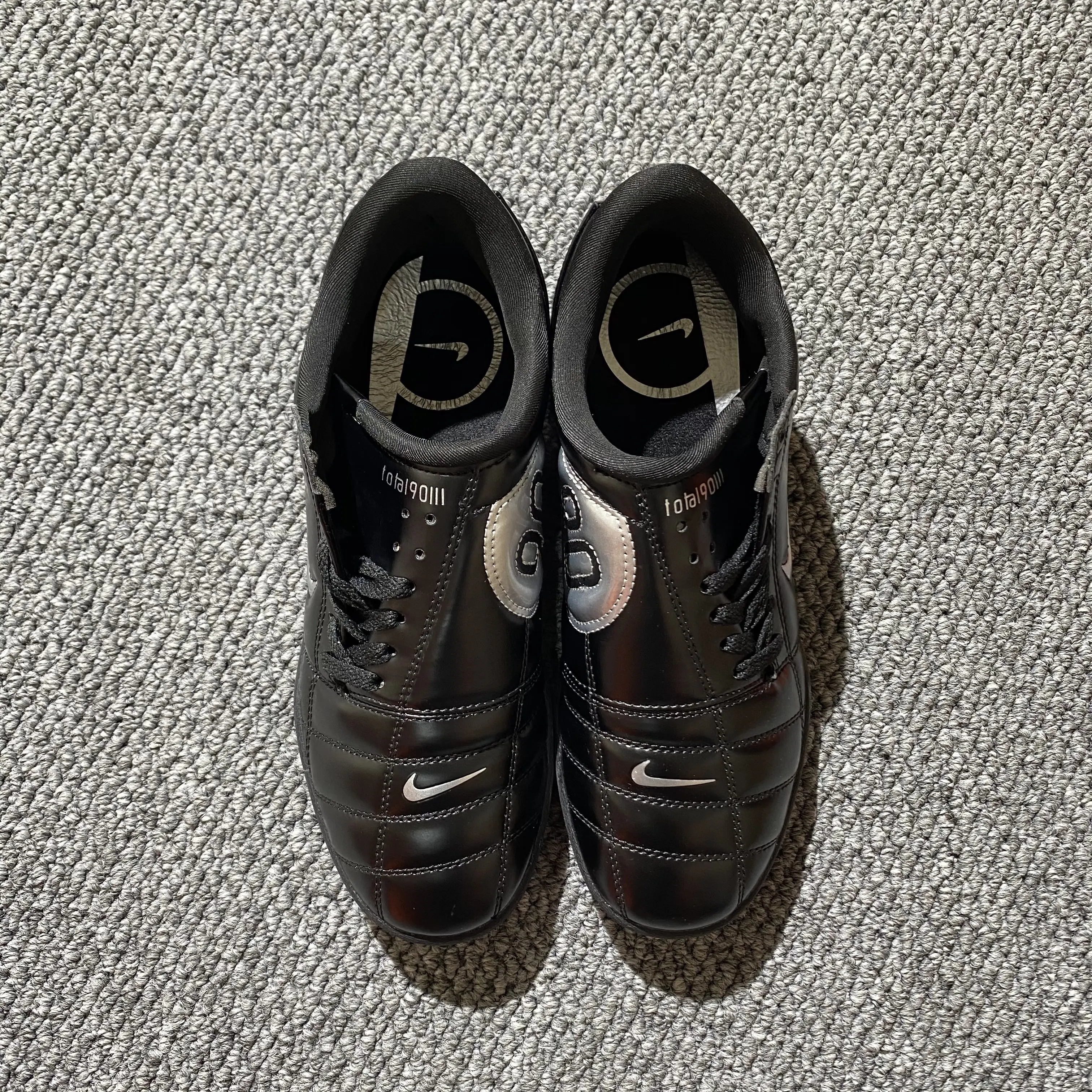 Nike Total 90 III IC - Black/Classic Black/Fiery Red