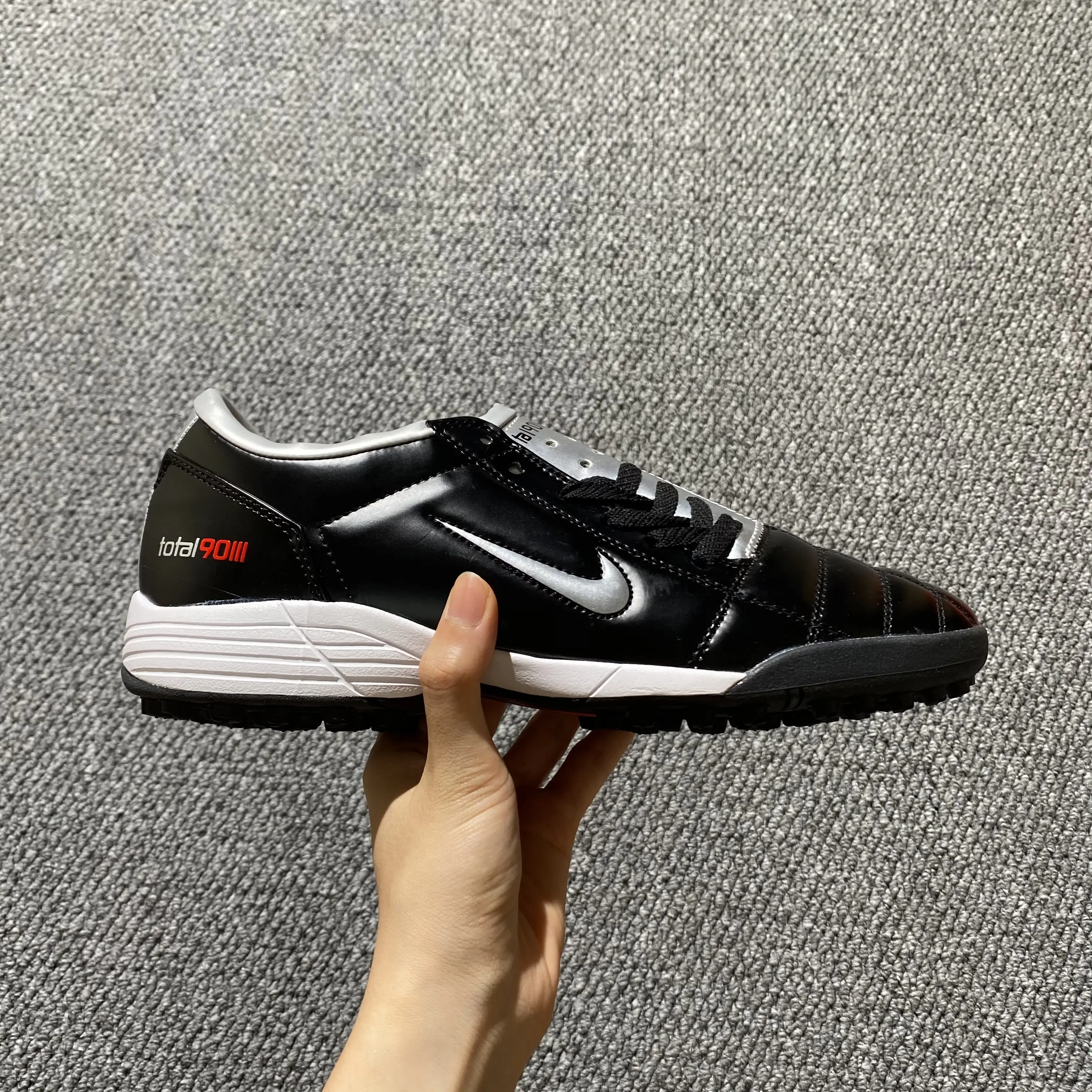 Nike Total 90 III TF - Black/Sleek Black/Red Accent