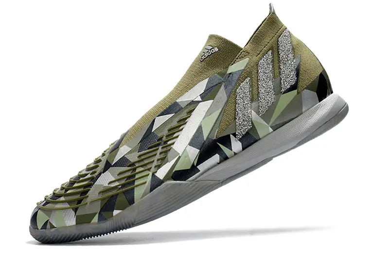 Adidas Predator Edge+ Laceless IC - Olive/Army Green/Charcoal Grey
