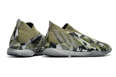 Adidas Predator Edge+ Laceless IC - Olive/Army Green/Charcoal Grey