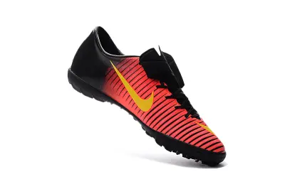 CR7 x Nike Mercurial Vapor 11 TF - Red/Fiery Red/Golden Yellow