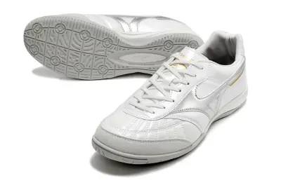 Mizuno Morelia Sala Japan IC - White/Silver/Gold