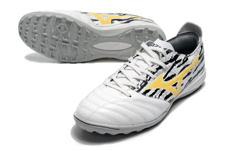 Mizuno Morelia Wave Cup Classic TF - White/Bright Yellow/Black