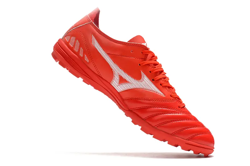 Mizuno Morelia Wave Cup Classic TF - Red/Vibrant Crimson/Fiery Orange