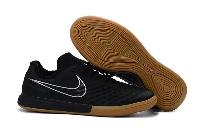 Nike MagistaX Finale 2 IC - Black/Gum Sole/Metallic Silver