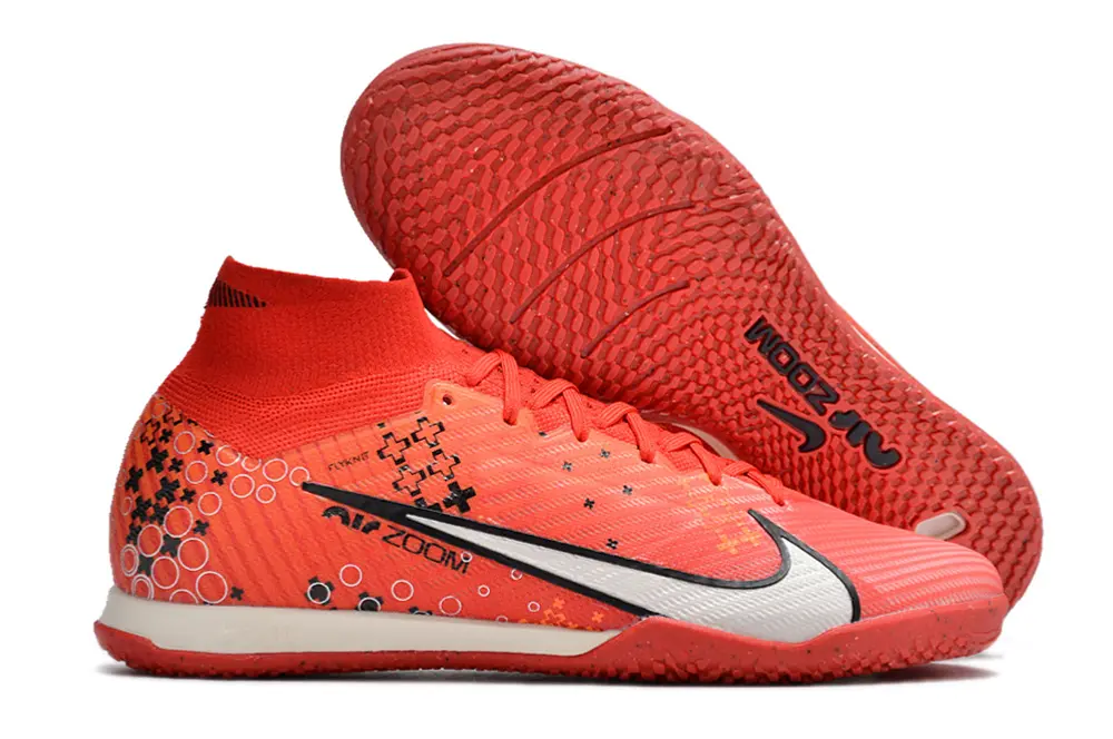CR7 x Nike Air Zoom Mercurial Superfly 9 Elite IC - Red/Coral Blaze/Frosty White
