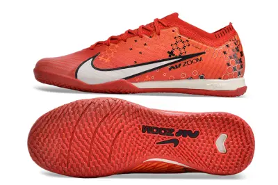 CR7 x Nike Air Zoom Mercurial Vapor 15 Elite IC - Red/Fiery Crimson/White Blast