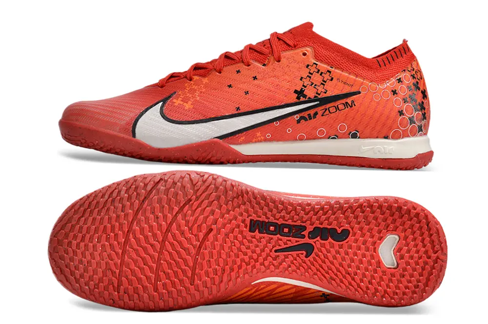 CR7 x Nike Air Zoom Mercurial Vapor 15 Elite IC - Red/Fiery Crimson/White Blast