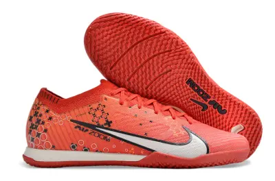 CR7 x Nike Air Zoom Mercurial Vapor 15 Elite IC - Red/Fiery Crimson/White Blast