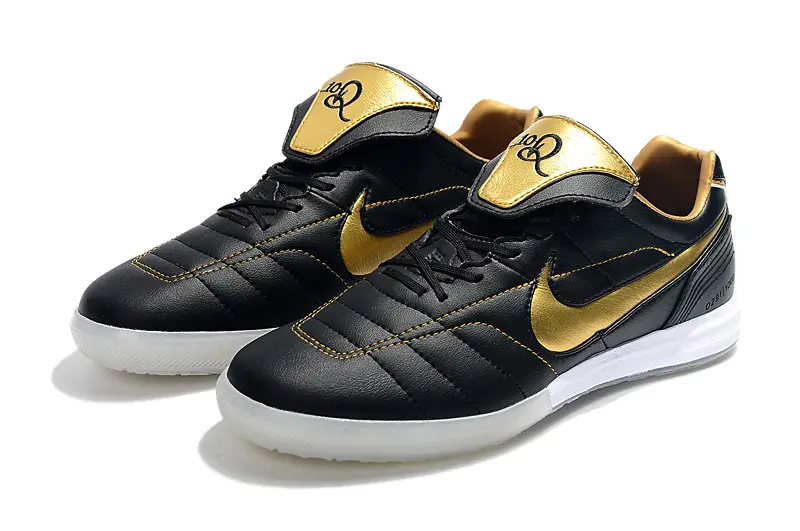 Nike Tiempo Legend 7 R10 Elite IC - Black/Gold Accents/White Sole