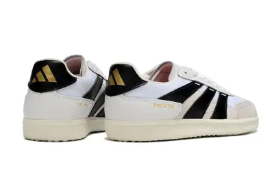 Adidas Predator Freestyle IC - White/Classic Black/Soft Grey