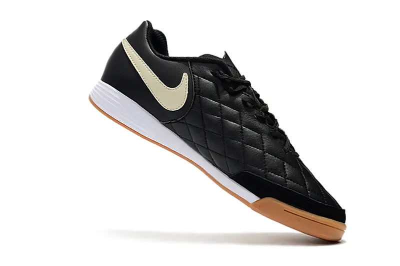 Nike Tiempo Ligera IV 10R IC - Black/Cream/Red