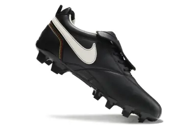 Ronaldinho x Nike Tiempo R10 Elite FG - Black/Ivory White/Crimson Red