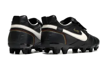 Ronaldinho x Nike Tiempo R10 Elite FG - Black/Ivory White/Crimson Red