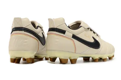 Ronaldinho x Nike Tiempo R10 Elite FG - Beige/Classic Beige/Black Accents