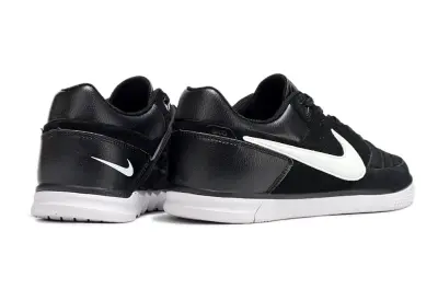Nike Street Gato IC - Black/Classic Black/White Contrast