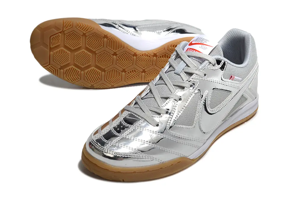 Supreme x Nike SB Gato IC - Silver/Metallic Silver/Tan