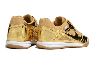 Supreme x Nike SB Gato IC - Gold/Shiny Gold/Desert Tan