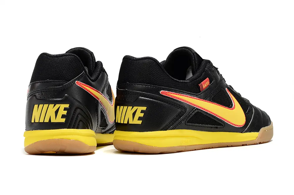 Supreme x Nike SB Gato IC - Black/Electric Yellow/Fiery Red
