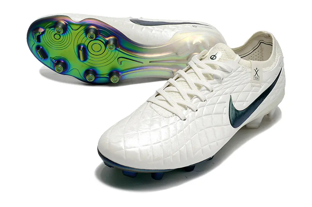 Nike Tiempo Legend 10 Elite FG - White/Emerald Green/Iridescent
