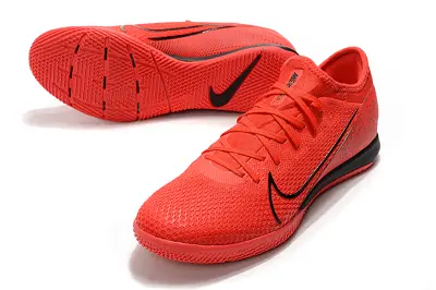 Nike Mercurial Vapor 13 Pro IC - Red/Electric Crimson/Black