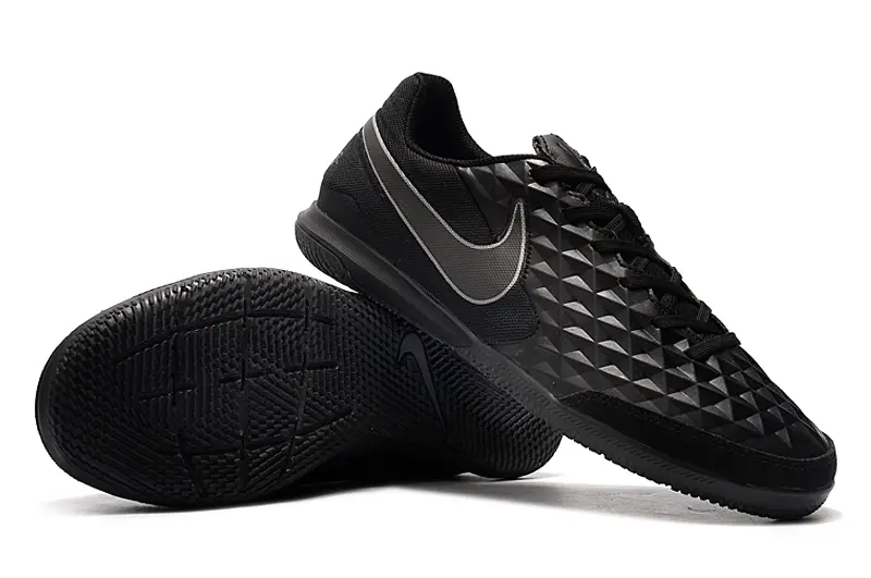 NIke Tiempo Legend 8 Academy IC - Black/Midnight Black/Graphite Grey