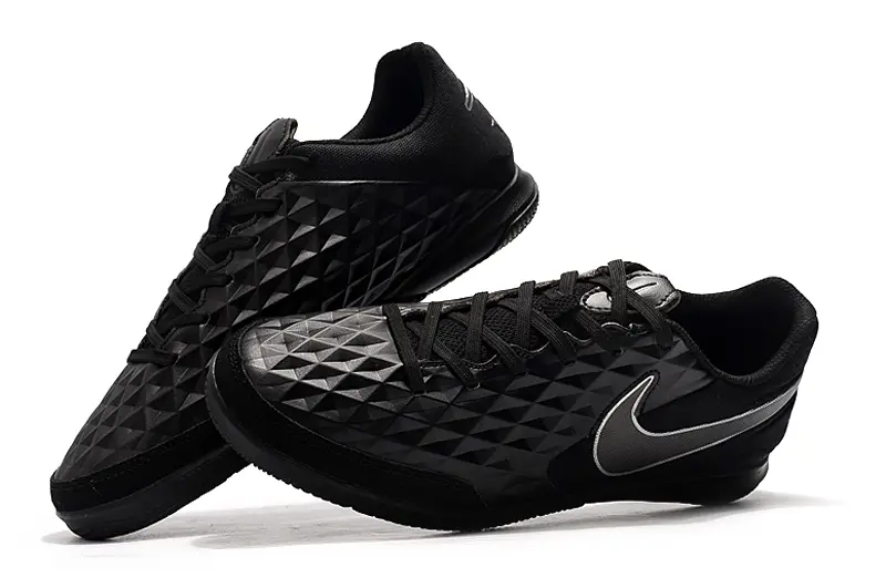 NIke Tiempo Legend 8 Academy IC - Black/Midnight Black/Graphite Grey