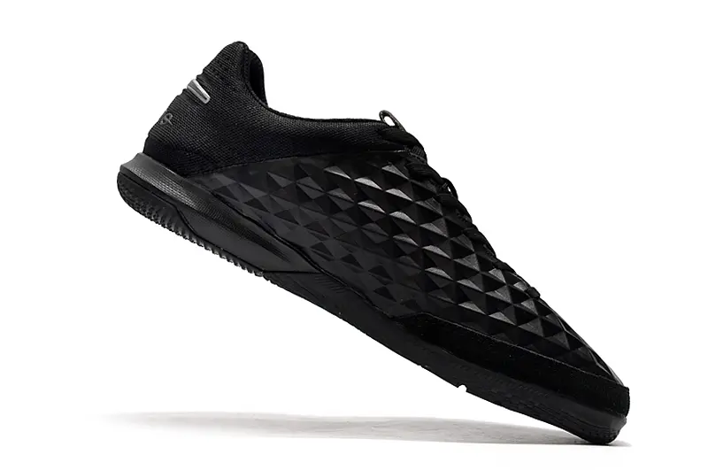 NIke Tiempo Legend 8 Academy IC - Black/Midnight Black/Graphite Grey