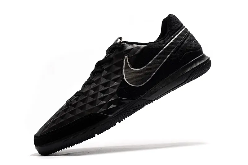 NIke Tiempo Legend 8 Academy IC - Black/Midnight Black/Graphite Grey