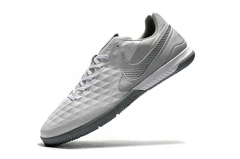NIke Tiempo Lunar Legend 8 Pro IC - White/Cool Grey/Light Grey
