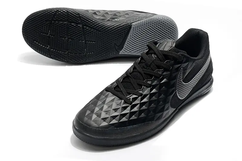 NIke Tiempo Lunar Legend 8 Pro IC - Black/Charcoal Gray/Jet Black