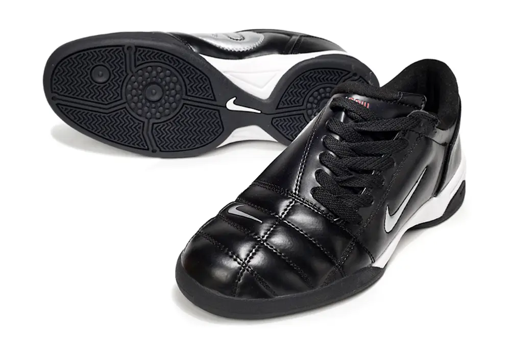Nike Total 90 III IC - Black/Midnight Negro/Sleek Silver