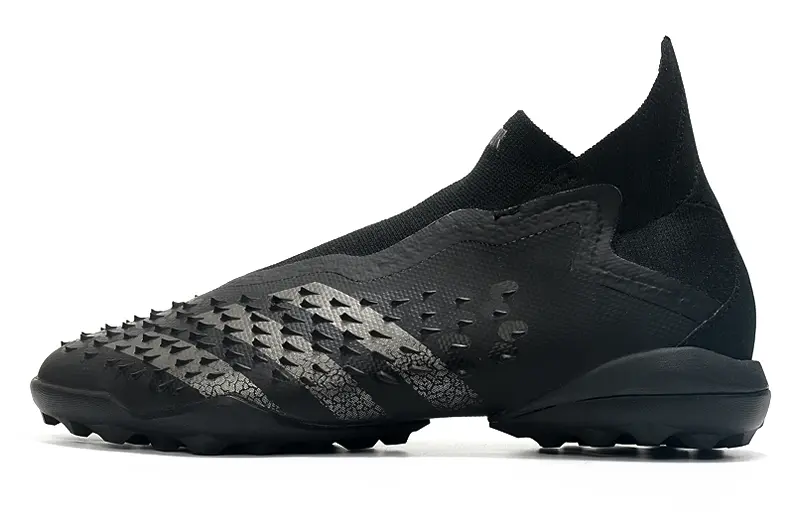 Adidas Predator Freak+ Laceless TF - Black/Carbon Black/Shadow Gray