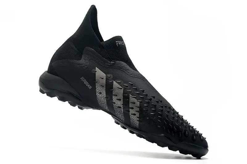 Adidas Predator Freak+ Laceless TF - Black/Carbon Black/Shadow Gray