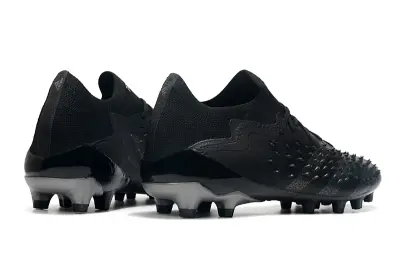 Adidas Predator Freak.1 FG - Black/Jet Black/Carbon Black